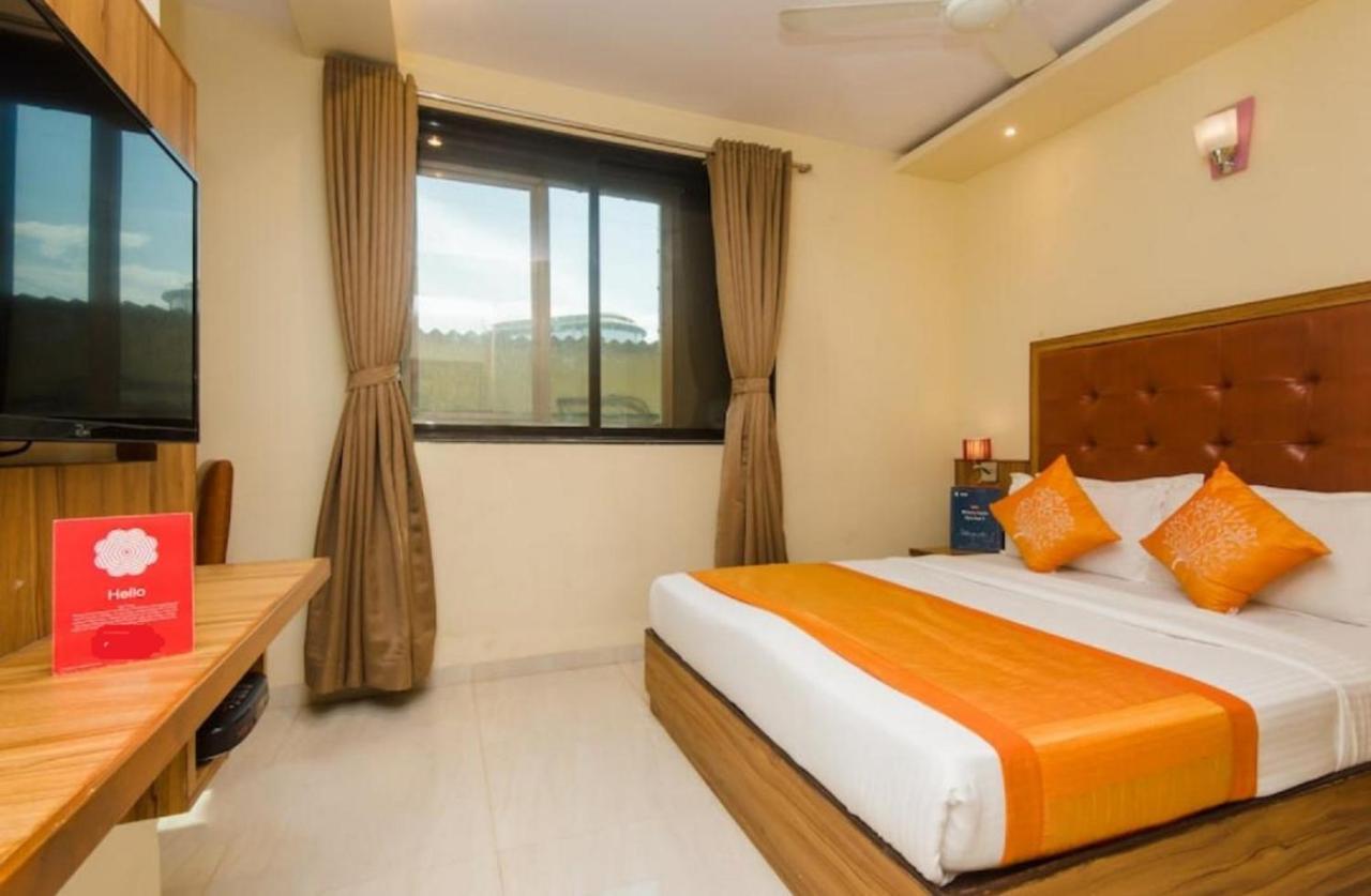 Aster Hotel Near Mumbai Airport エクステリア 写真