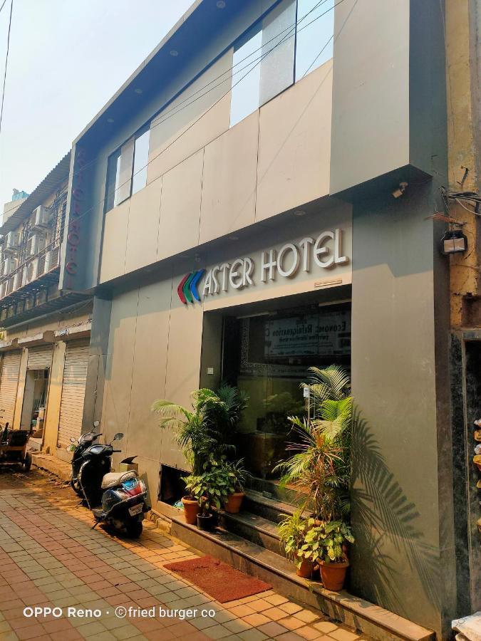 Aster Hotel Near Mumbai Airport エクステリア 写真